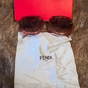 Pre-Owned - Fendi Sunglasses